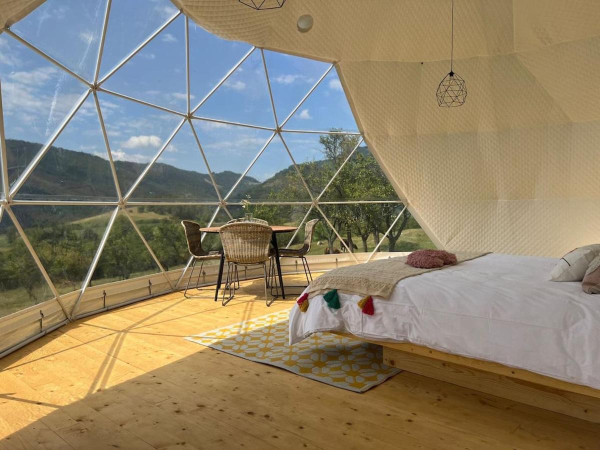 Hotel Tranquil Dome - Manta'S Retreat Glamping Cornereva Exterior foto